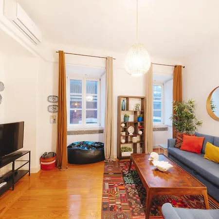 Inglesinhos Convento 2 - Cheerful * Lissabon